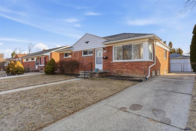 28686 Herbert Street, Madison Heights, MI 48071