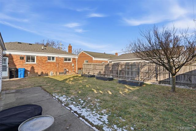 28686 Herbert Street, Madison Heights, MI 48071