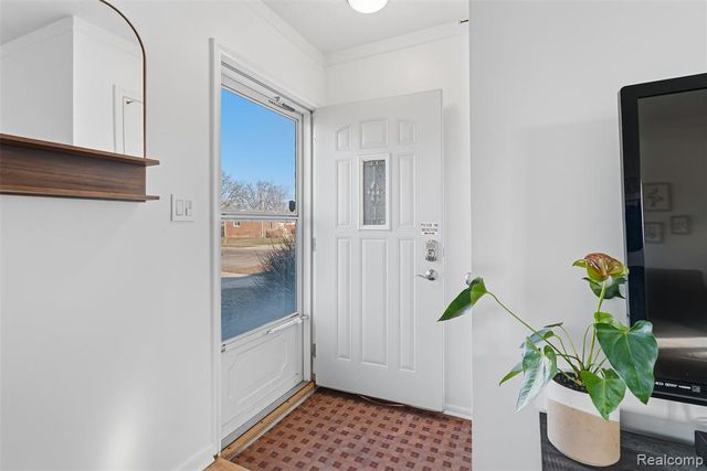 28686 Herbert Street, Madison Heights, MI 48071