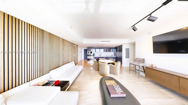 1451 Brickell Ave 2502, Miami, FL 33131