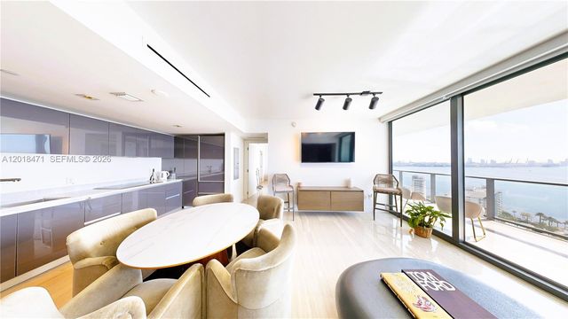1451 Brickell Ave 2502, Miami, FL 33131