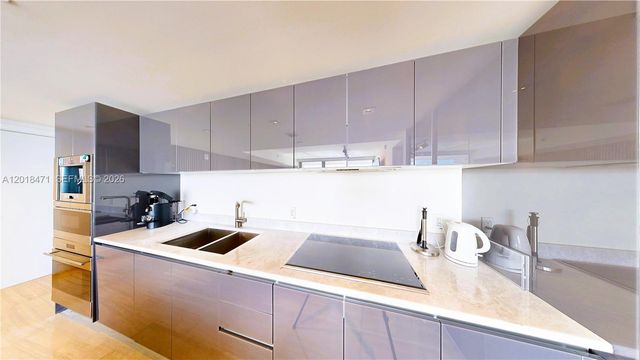 1451 Brickell Ave 2502, Miami, FL 33131