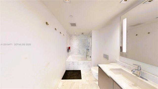 1451 Brickell Ave 2502, Miami, FL 33131