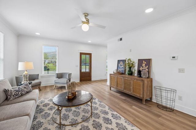 106 N Moss Avenue, Chattanooga, TN 37419