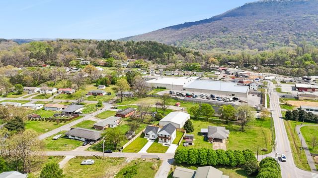 106 N Moss Avenue, Chattanooga, TN 37419