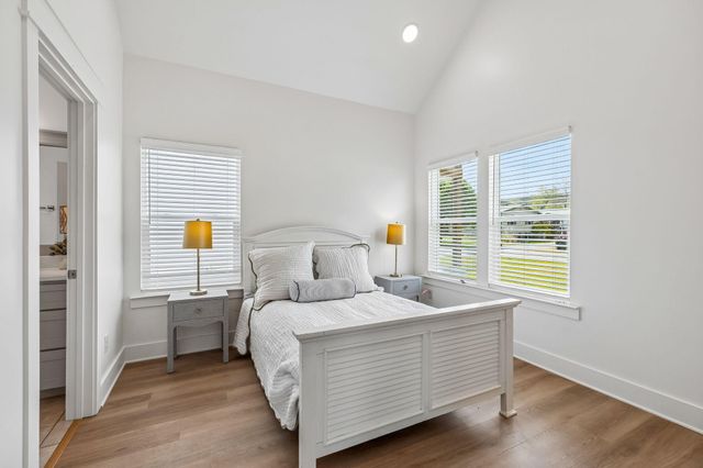 106 N Moss Avenue, Chattanooga, TN 37419