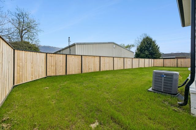 106 N Moss Avenue, Chattanooga, TN 37419