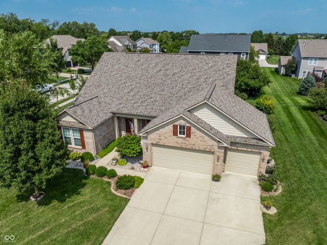 7658 Winding Lake Drive S, Noblesville, IN 46062