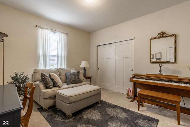 7658 Winding Lake Drive S, Noblesville, IN 46062