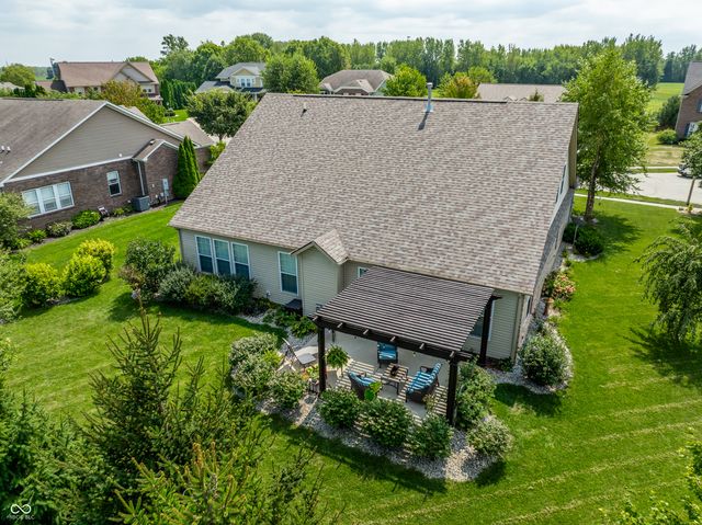 7658 Winding Lake Drive S, Noblesville, IN 46062