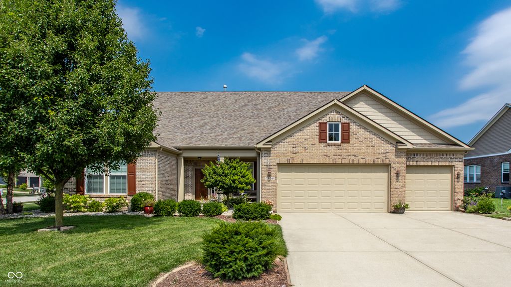 7658 Winding Lake Drive S, Noblesville, IN 46062