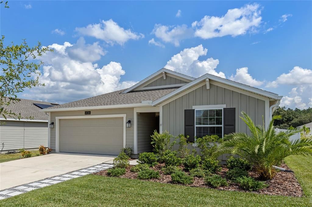 Image 1 of property listing at 5436 LIMESTONE STREET, Mount Dora, FL 32757