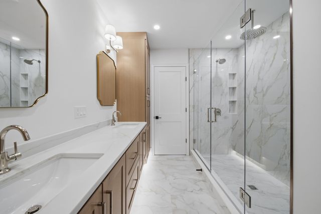 421 East 6th Street TH3, Boston, MA 02127