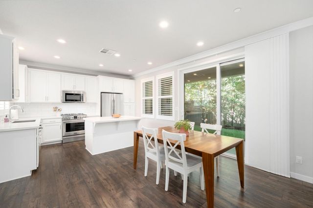 3259 Forney Way, Sacramento, CA 95816