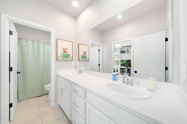 3259 Forney Way, Sacramento, CA 95816