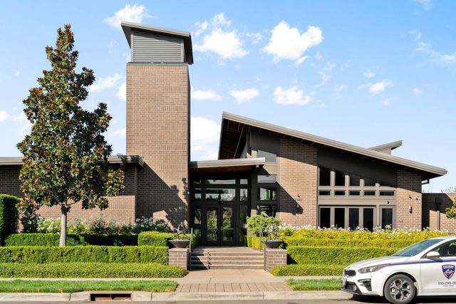 3259 Forney Way, Sacramento, CA 95816