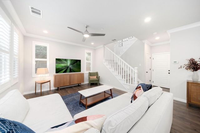 3259 Forney Way, Sacramento, CA 95816