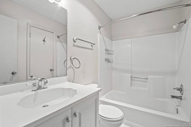 9140 Timber Path Unit 1204, San Antonio, TX 78250