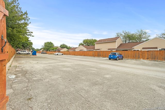 9140 Timber Path Unit 1204, San Antonio, TX 78250