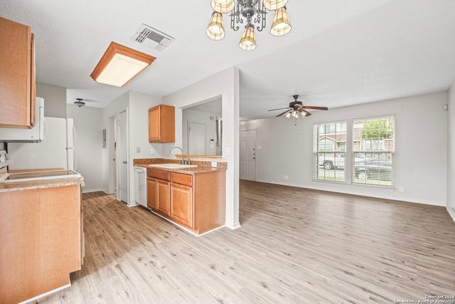 9140 Timber Path Unit 1204, San Antonio, TX 78250