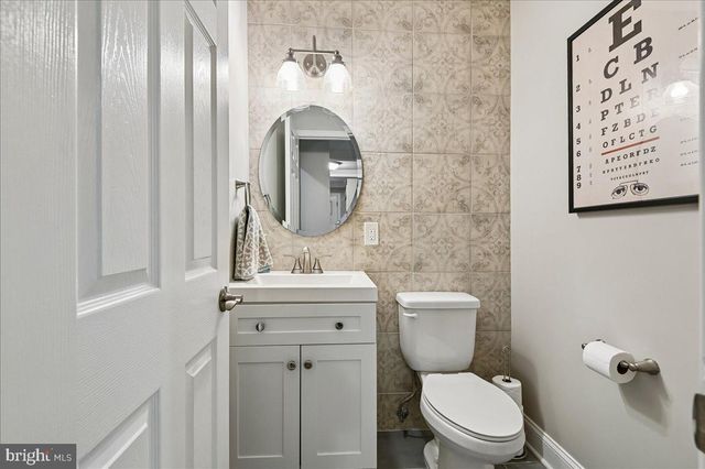 252 MAGOTHY BRIDGE RD, Pasadena, MD 21122