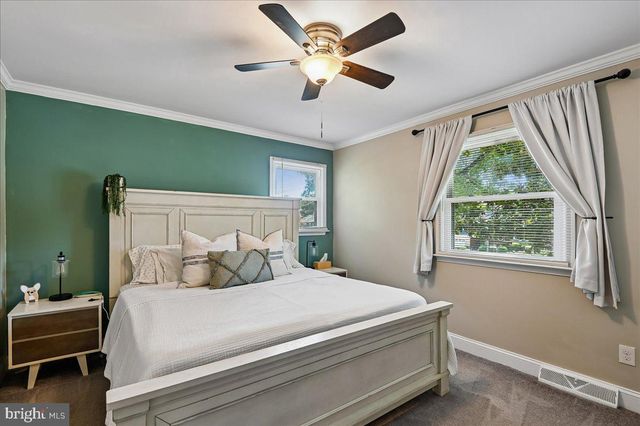 252 MAGOTHY BRIDGE RD, Pasadena, MD 21122