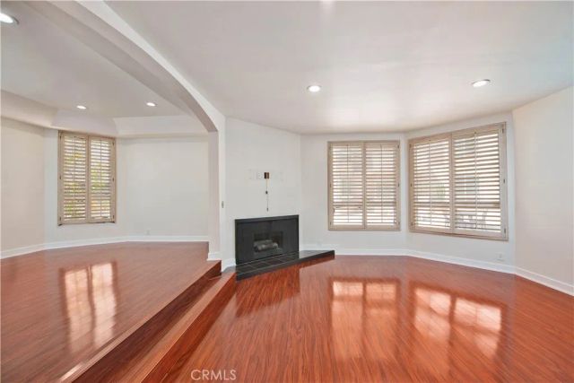5333 Zelzah Avenue 102, Encino, CA 91316