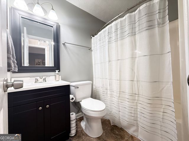 467 Grove Pointe Court 10, Locust Grove, GA 30248