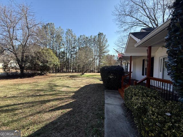 467 Grove Pointe Court 10, Locust Grove, GA 30248