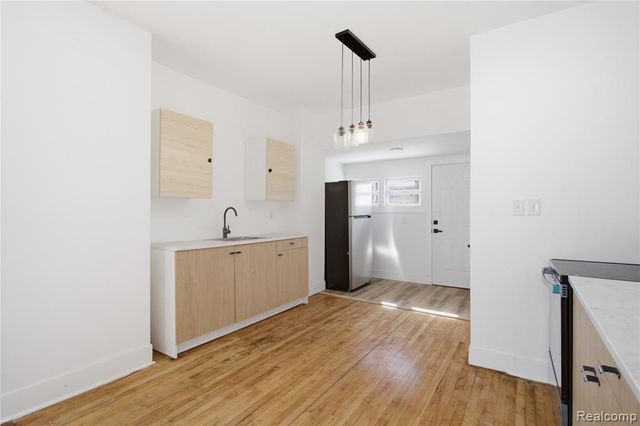 16139 Inverness Street, Detroit, MI 48221