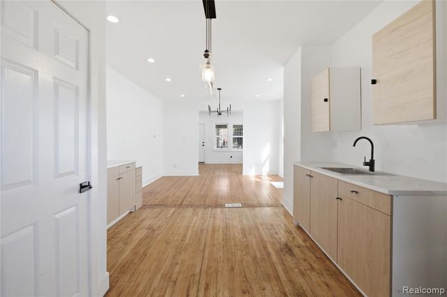 16139 Inverness Street, Detroit, MI 48221