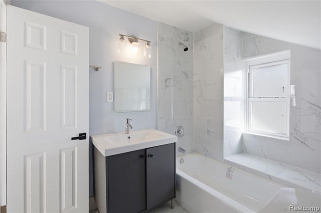 16139 Inverness Street, Detroit, MI 48221