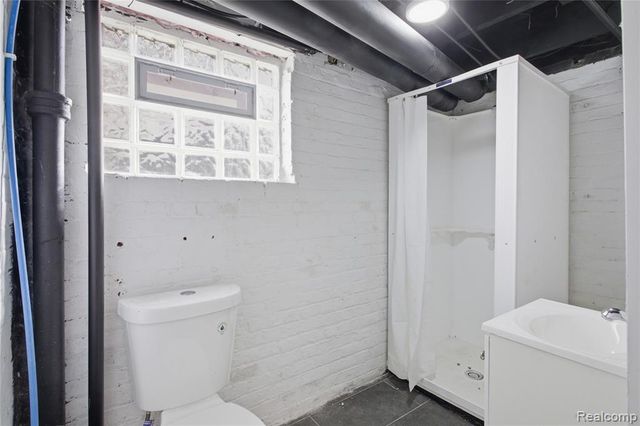 16139 Inverness Street, Detroit, MI 48221