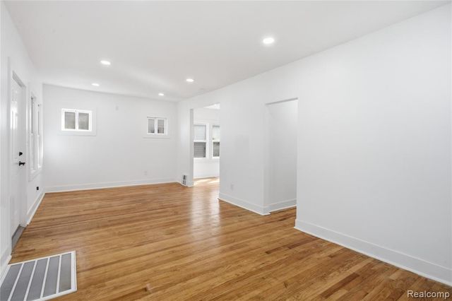 16139 Inverness Street, Detroit, MI 48221