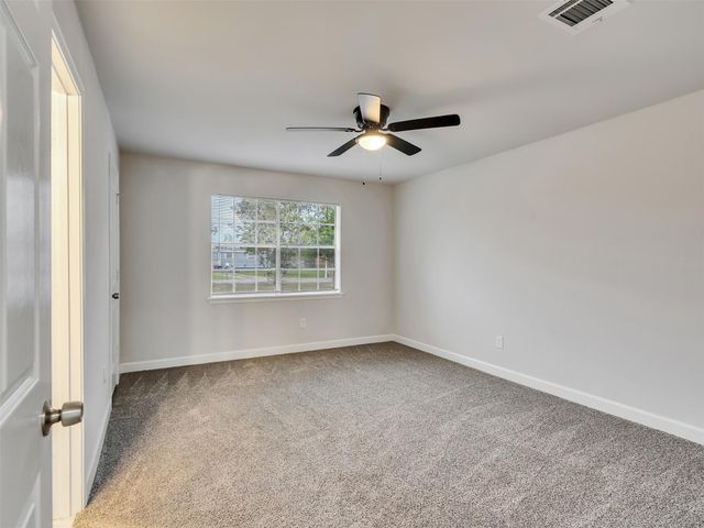 1905 County Road 235, Alvin, TX 77511