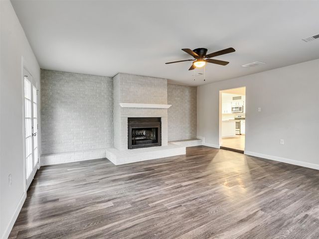 1905 County Road 235, Alvin, TX 77511