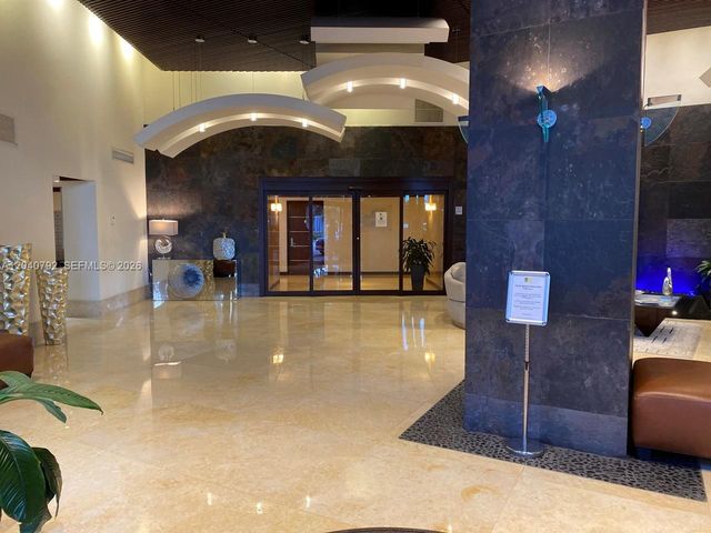 3300 NE 191st Street 1603, Aventura, FL 33180