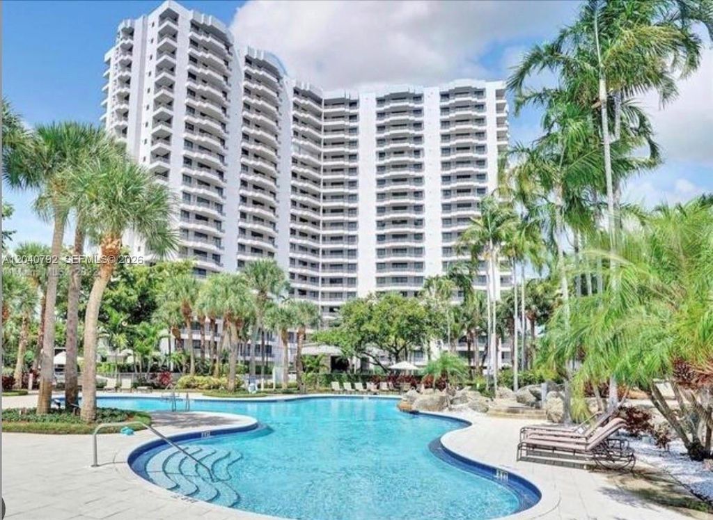 3300 NE 191st Street 1603, Aventura, FL 33180