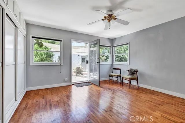 1135 W 10th Street, Santa Ana, CA 92703