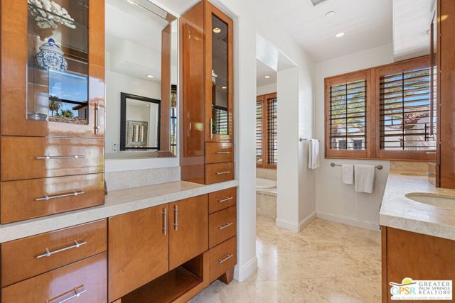 253 Calle La Soledad, Palm Springs, CA 92262