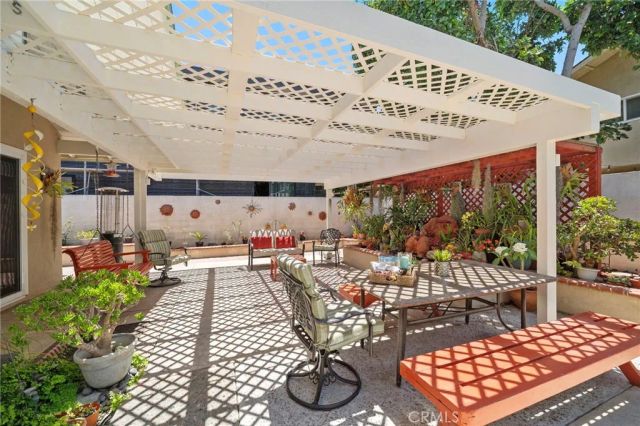 17527 Briarwood Street, Fountain Valley, CA 92708