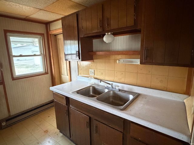 715 Elm Street, Decatur, IN 46733