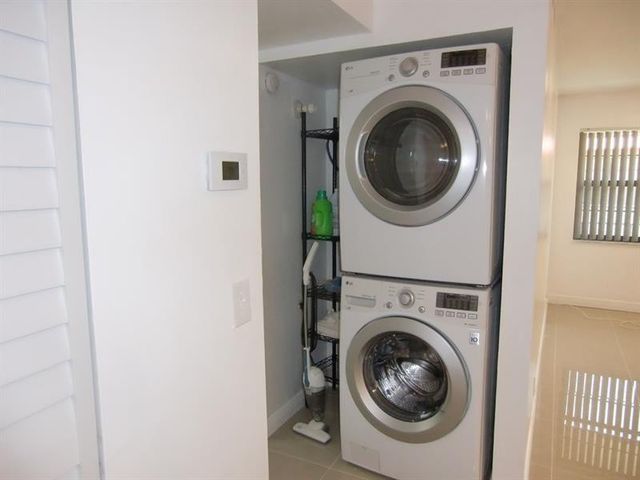 3243 104 Avenue, Coral Springs, FL 33065