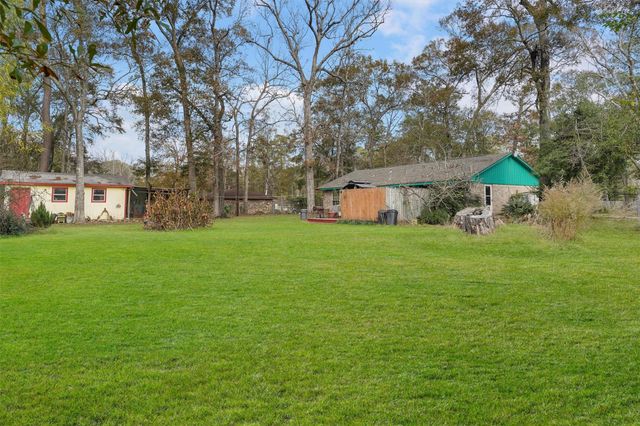 501 Woodridge Drive, Conroe, TX 77306