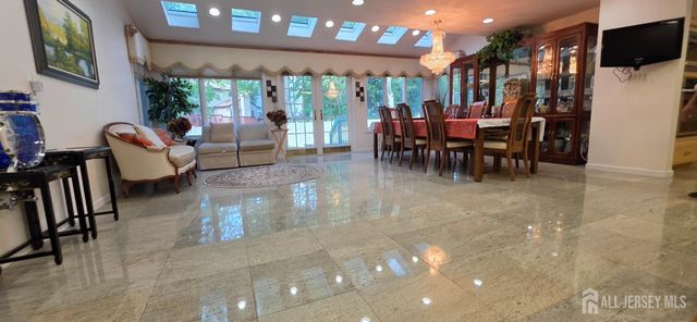 6 Sandra Drive, Edison, NJ 08820