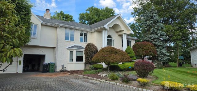 6 Sandra Drive, Edison, NJ 08820