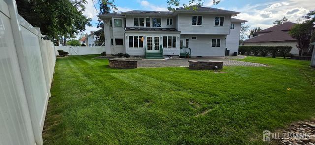 6 Sandra Drive, Edison, NJ 08820
