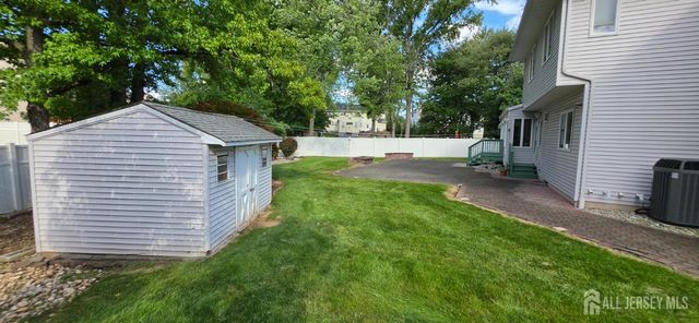 6 Sandra Drive, Edison, NJ 08820
