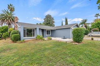 2876 Londonderry Dr, Sacramento, CA 95827