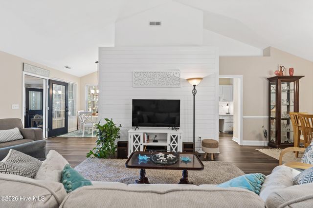 1609 Eyota Drive SW, Ocean Isle Beach, NC 28469
